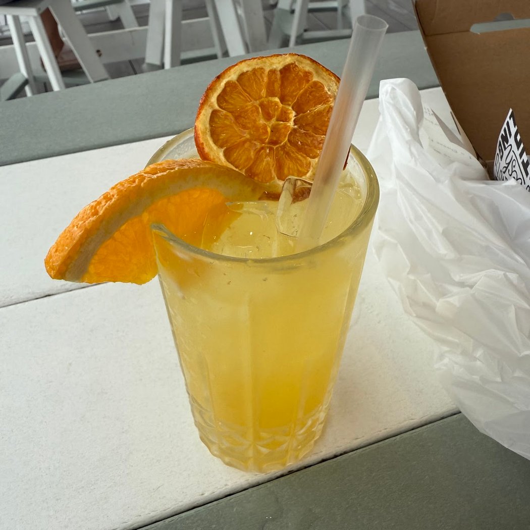 Sand Dollars Bar & Grill 3